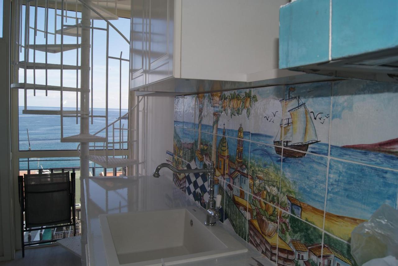 Appartamento Donna Sicilia 2 Giardini Naxos Esterno foto